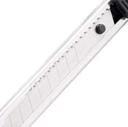 Estilete Estreito de Metal 9mm Vonder