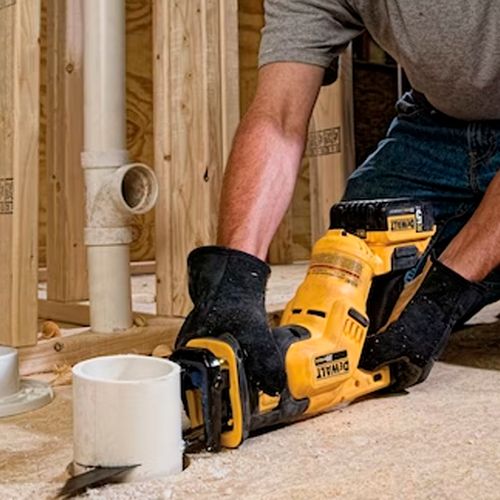 SERRA SABRE COMPACTA 20V MAX SEM BATERIA E CARREGADOR DEWALT